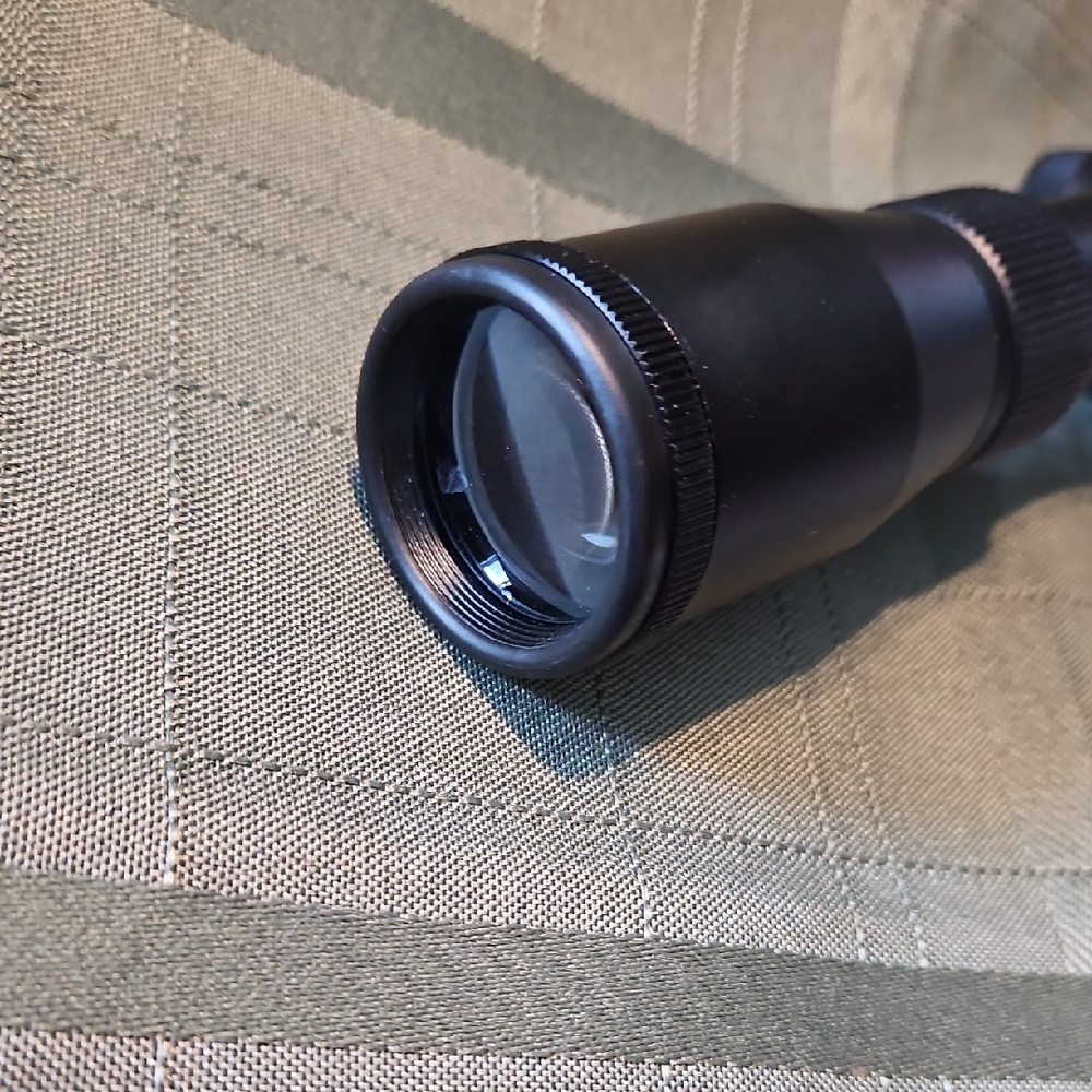 Center Point Black Rifle Scope 3-9x32 - Picture 4 of 7
